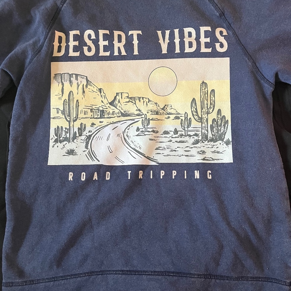 Western Desert Graphic Sweatshirt Road Trip Vintage Style Cowboy Southwest XL